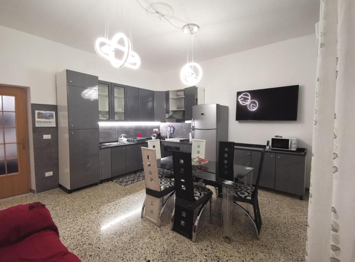 דירות סירקוזה Casa Ariete 2 מראה חיצוני תמונה